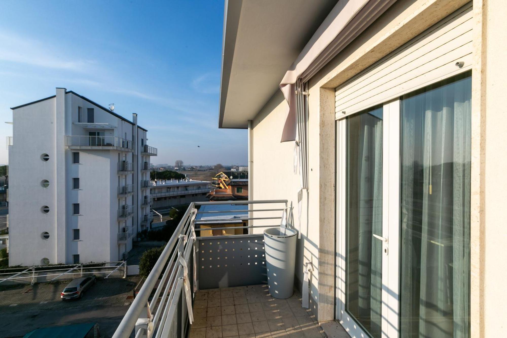 Family Apartments-nobili 17-carraro Immobiliare